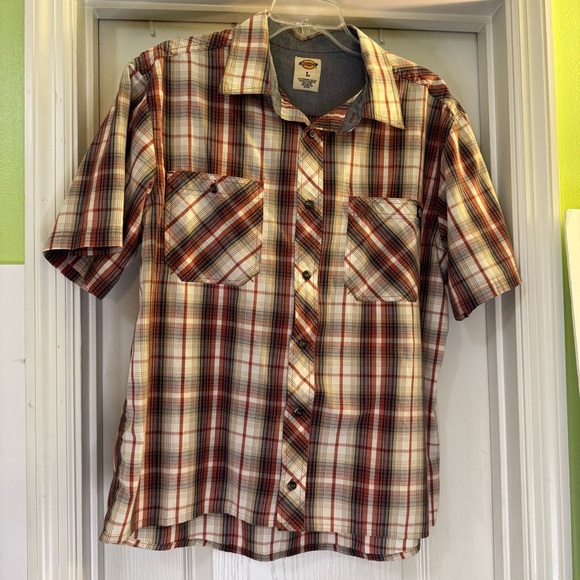 Dickies Short Sleeve Checkered Button Down Shirt - Picture 1 of 6